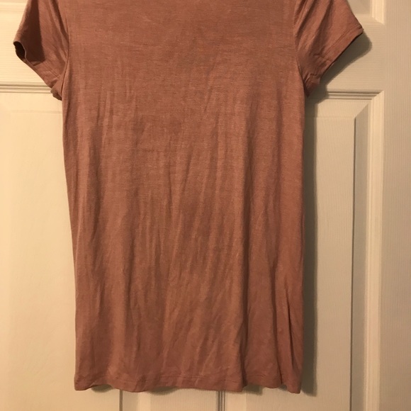 Pink short sleeve twist/knot top - Picture 4 of 4